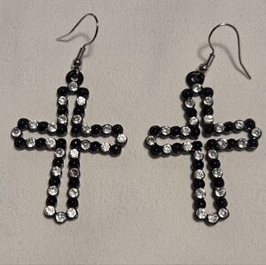 Vintage Black and Silver Cross  Drop Fashion Earrings